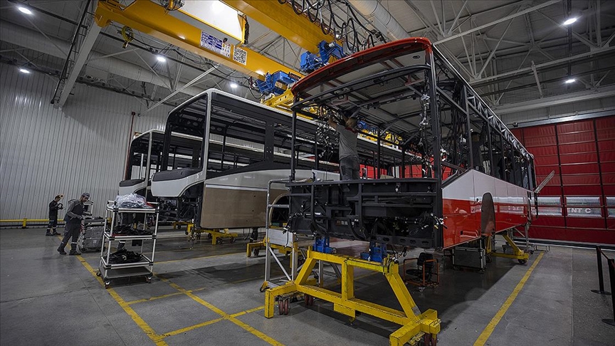 Otokar, 3 yeni otobüsünü tanıttı