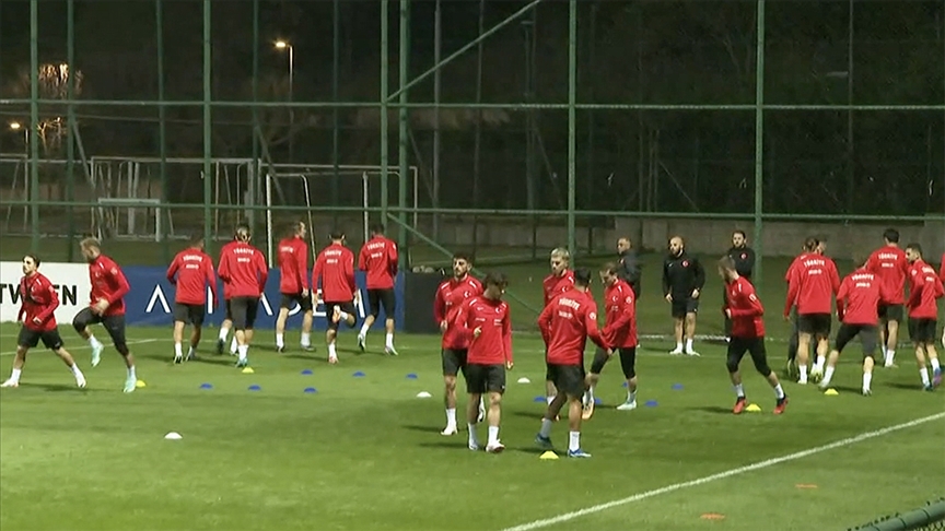 A Milli Futbol Takımı, Almanya ve Galler maçı hazırlıklarını sürdürdü