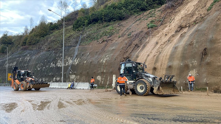 Bolu Dağı Tüneli kontrollü olarak ulaşıma açıldı