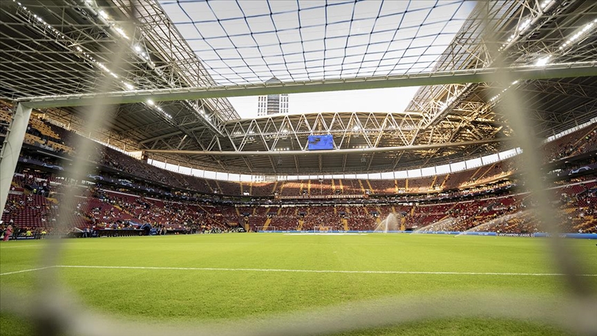 Galatasaray, Manchester United'a sahasında hiç mağlup olmadı