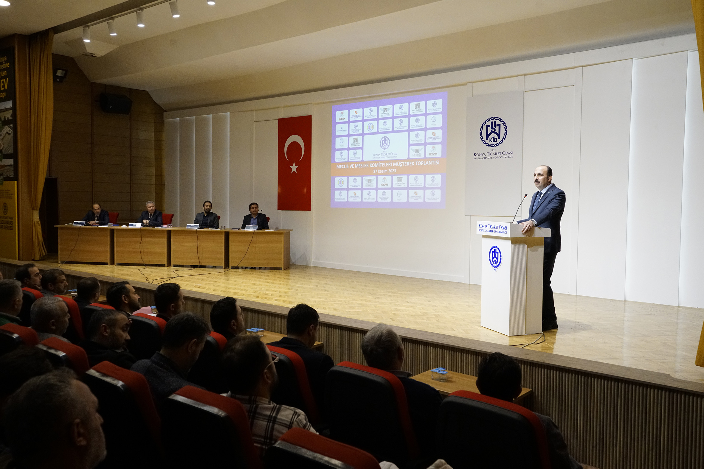 Başkan Altay Konya iş dünyasıyla buluştu