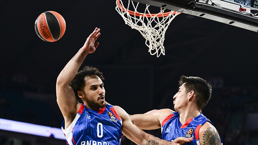 Anadolu Efes, Sırbistan'ın Kızılyıldız ekibine konuk olacak.