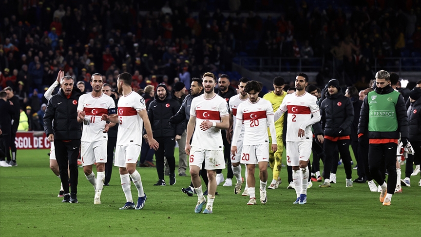 A Milli Futbol Takımı, bir basamak yükselişte