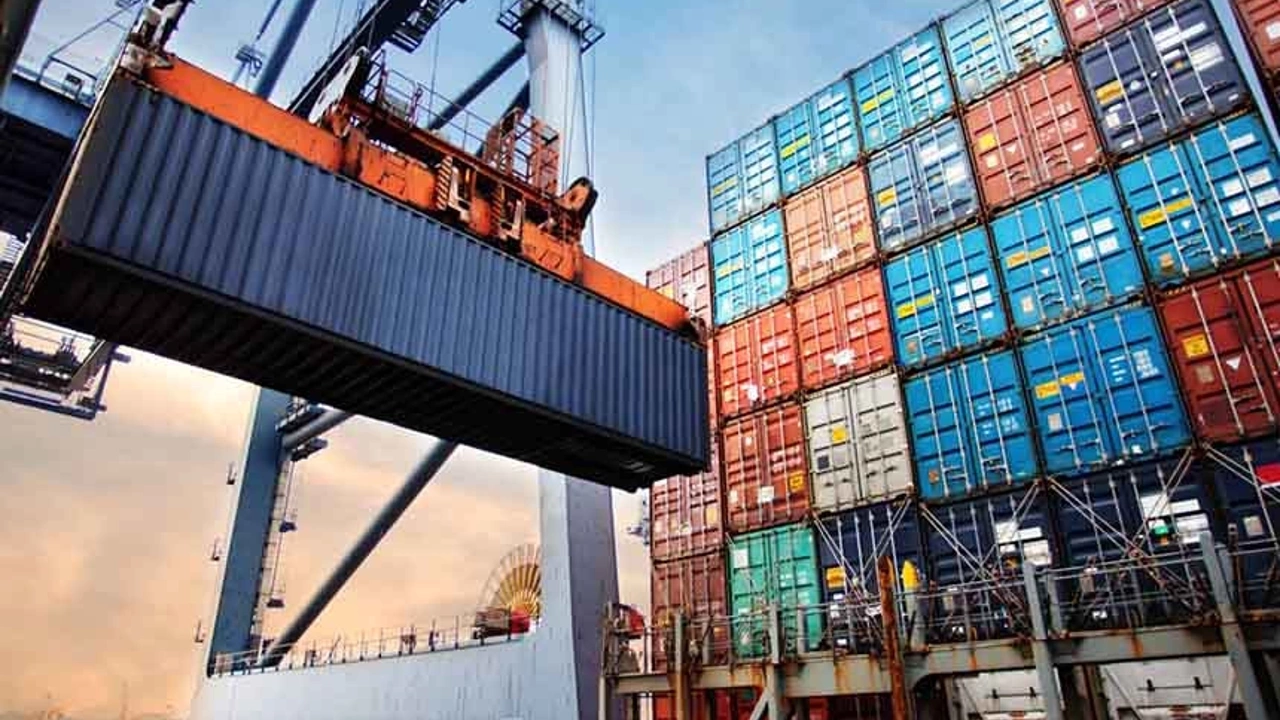 İhracatta aylık bazda rekor