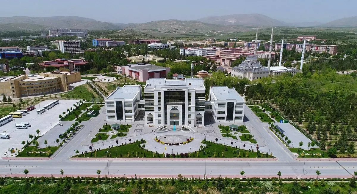 S.Ü Türkiye’de 14’üncü olarak başarısını kanıtladı
