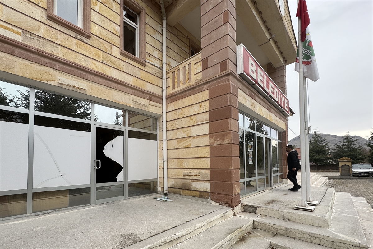 Belediyenin kasası çalındı