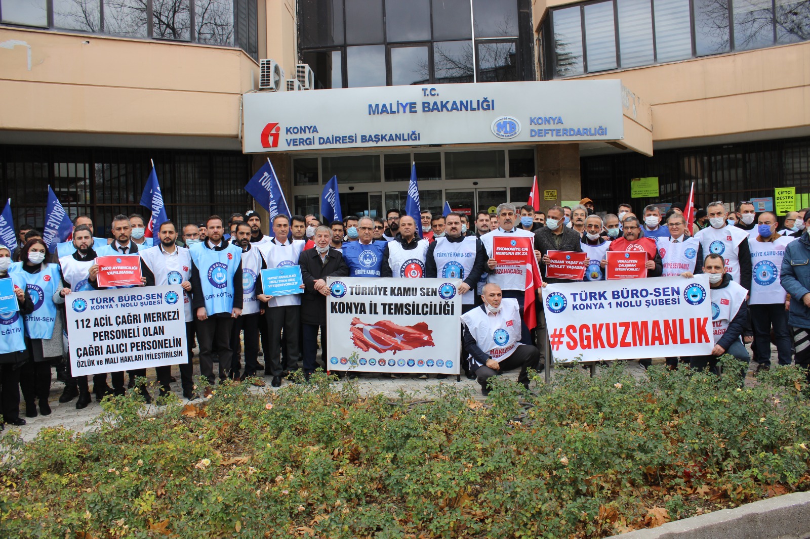 Memurlardan hükümete çağrı