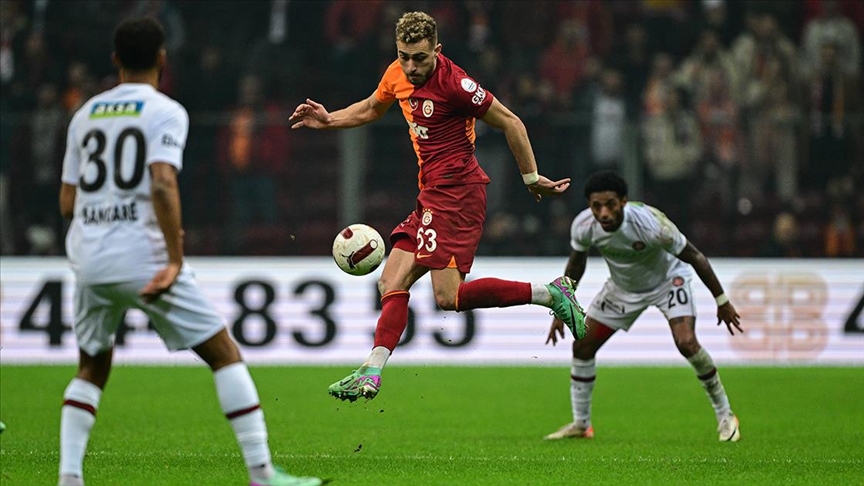 Galatasaray, VavaCars Fatih Karagümrük maçından galip ayrıldı