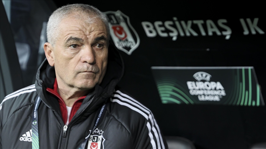 Beşiktaş'ta teknik direktör kim olacak?