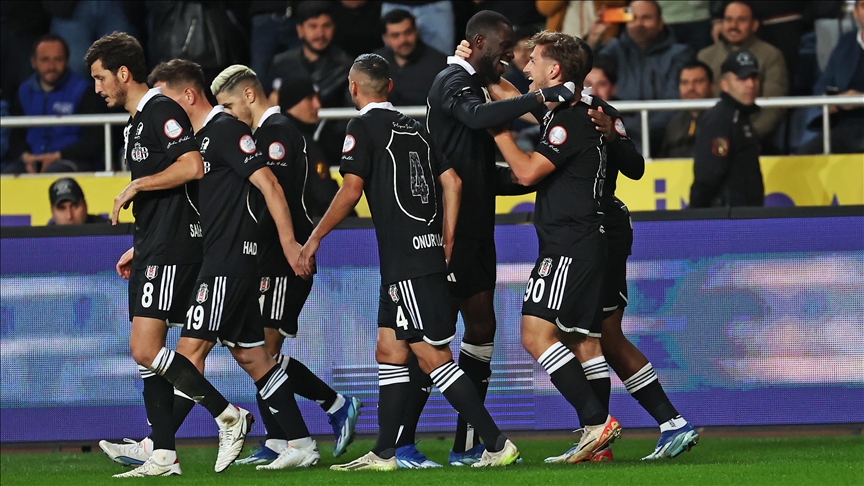 Beşiktaş 2-1 galip geldi