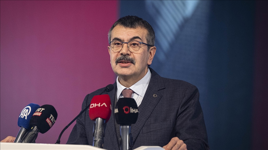 "Gayemiz kendi kültürümüzü inşa etmek"