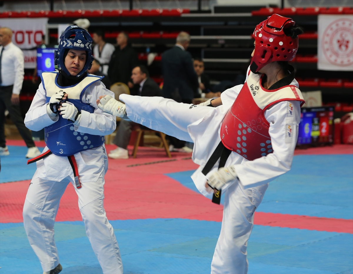 Konya Tekvando Şampiyonasına ev sahipliği yapıyor