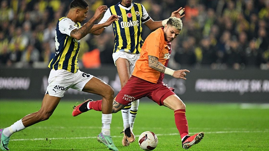 Galatasaray, Turkcell Süper Kupa'da yarınki rakibi Fenerbahçe