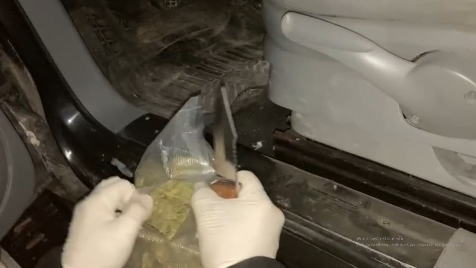 Uyuşturucu operasyonunda 3 tutuklama