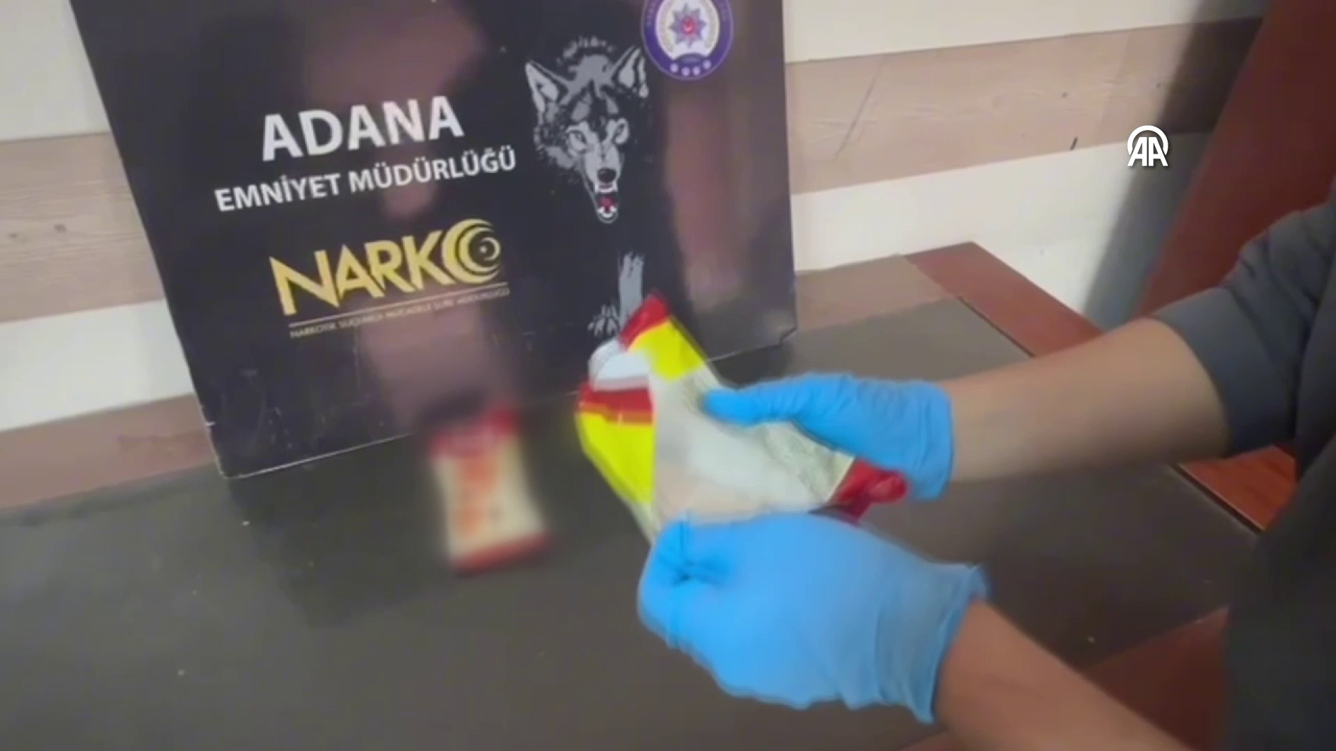 Kruvasan paketlerinden uyuşturucu çıktı