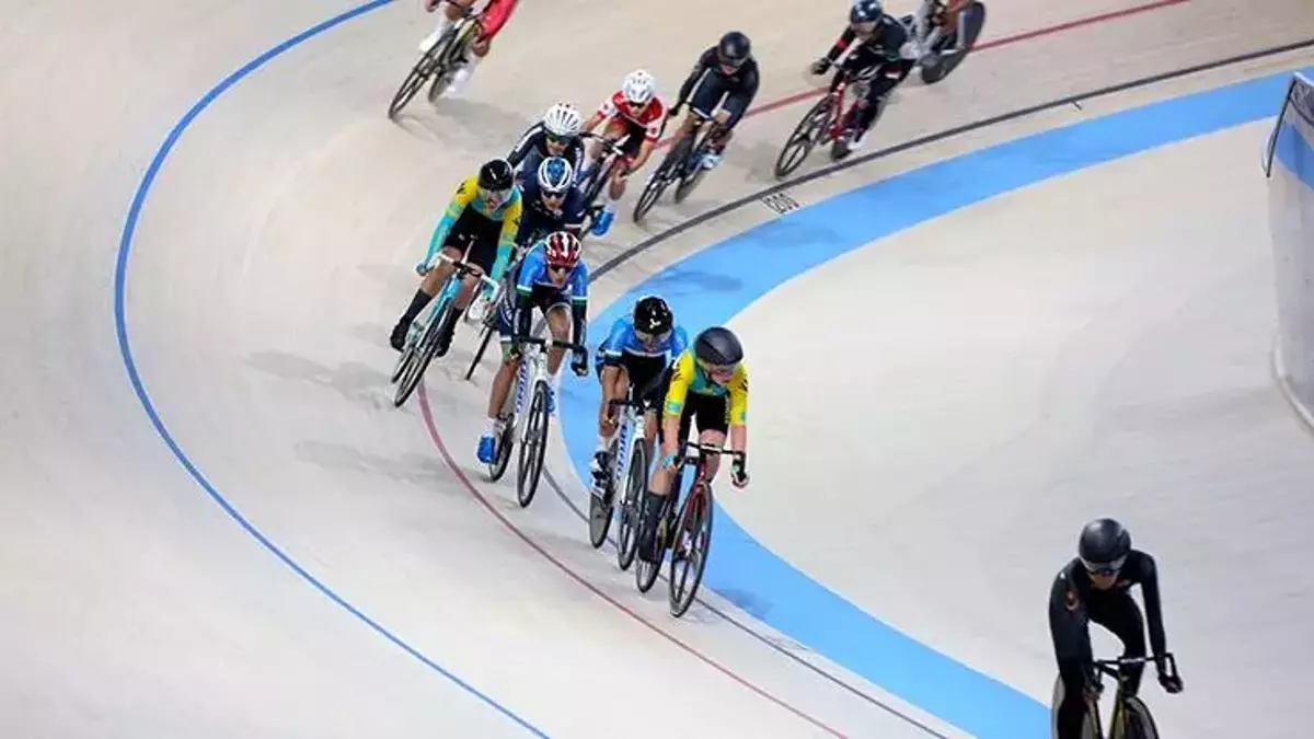 Konya Olimpik Veledromu'nda eğitim düzenleniyor