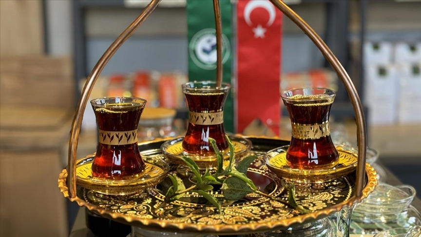 Yabancı ülkeler çayı tartıştı Türkler demledi