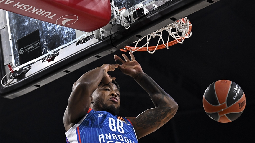 Anadolu Efes,  EA7 Emporio Armani'yi ağırlayacak