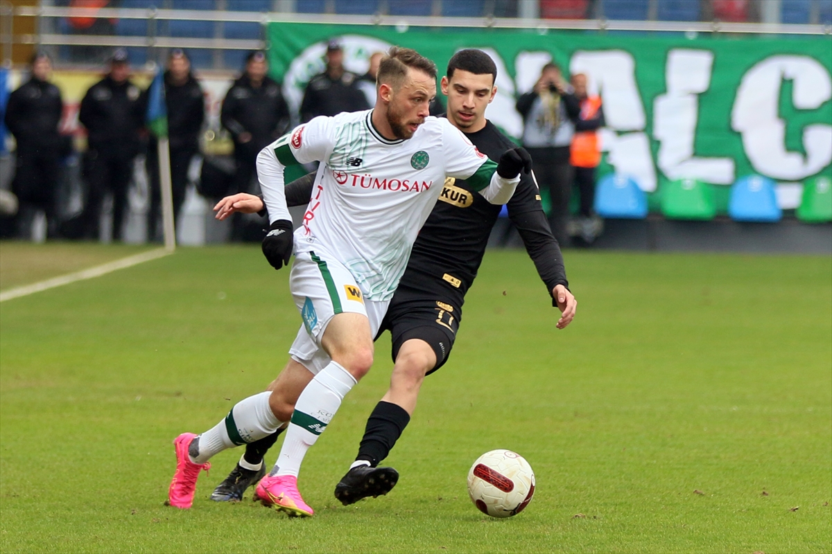 Ç. Rizespor: 0 -  Konyaspor: 0 (İlk yarı)