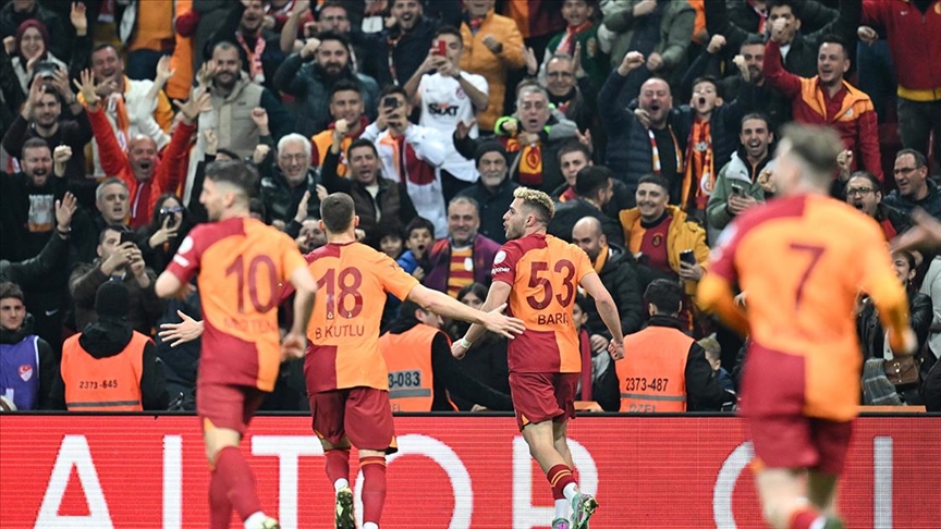 Ara transfer döneminde rekor Galatasaray'ın