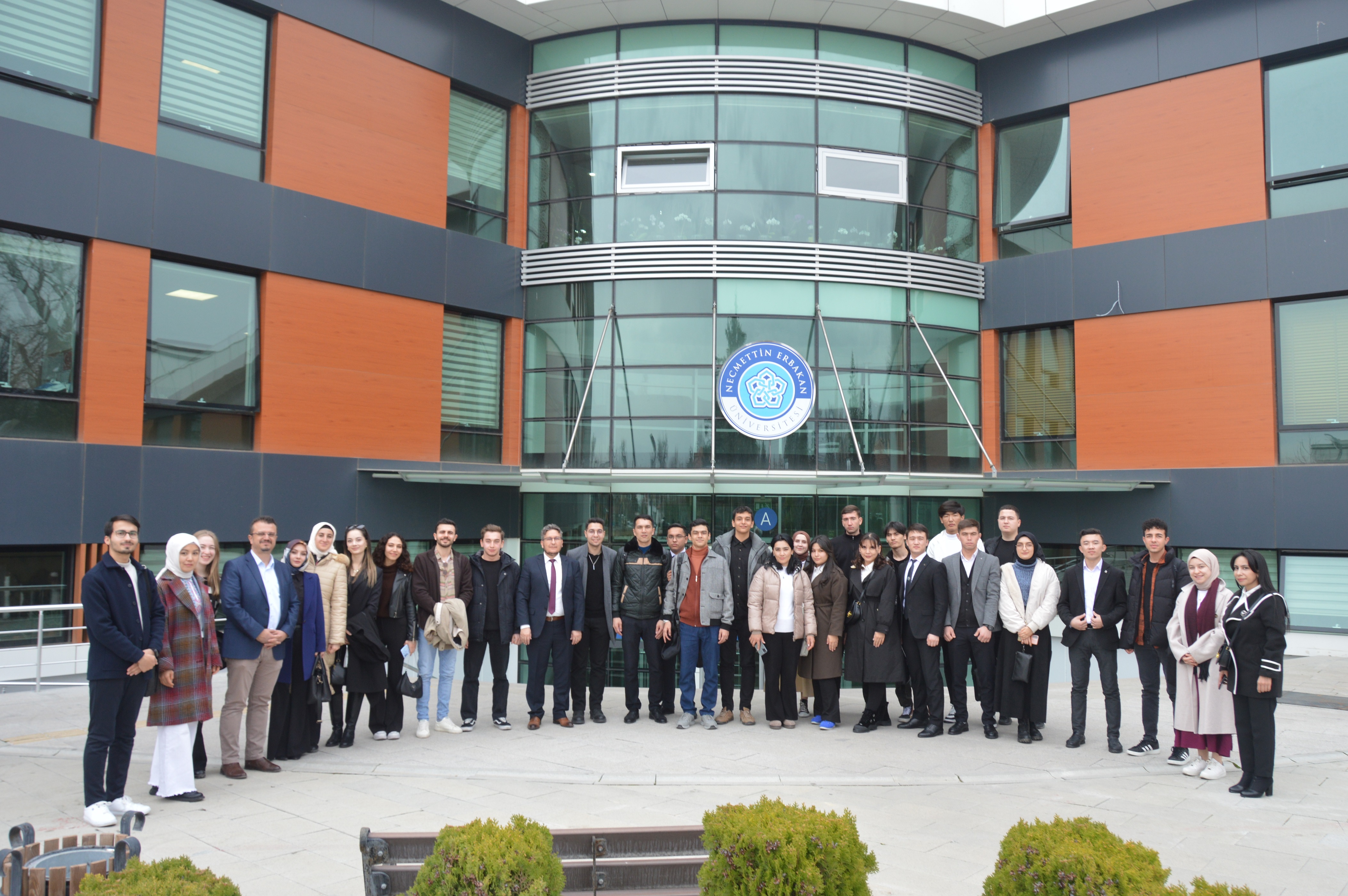 NEÜ'de Uluslararası Kış Kampı başladı