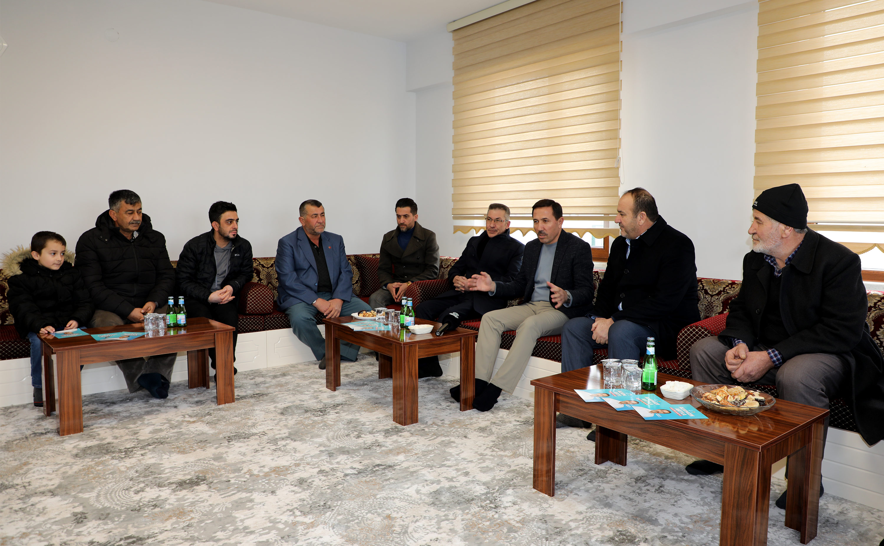 Merkeze uzak mahallelere ziyaret