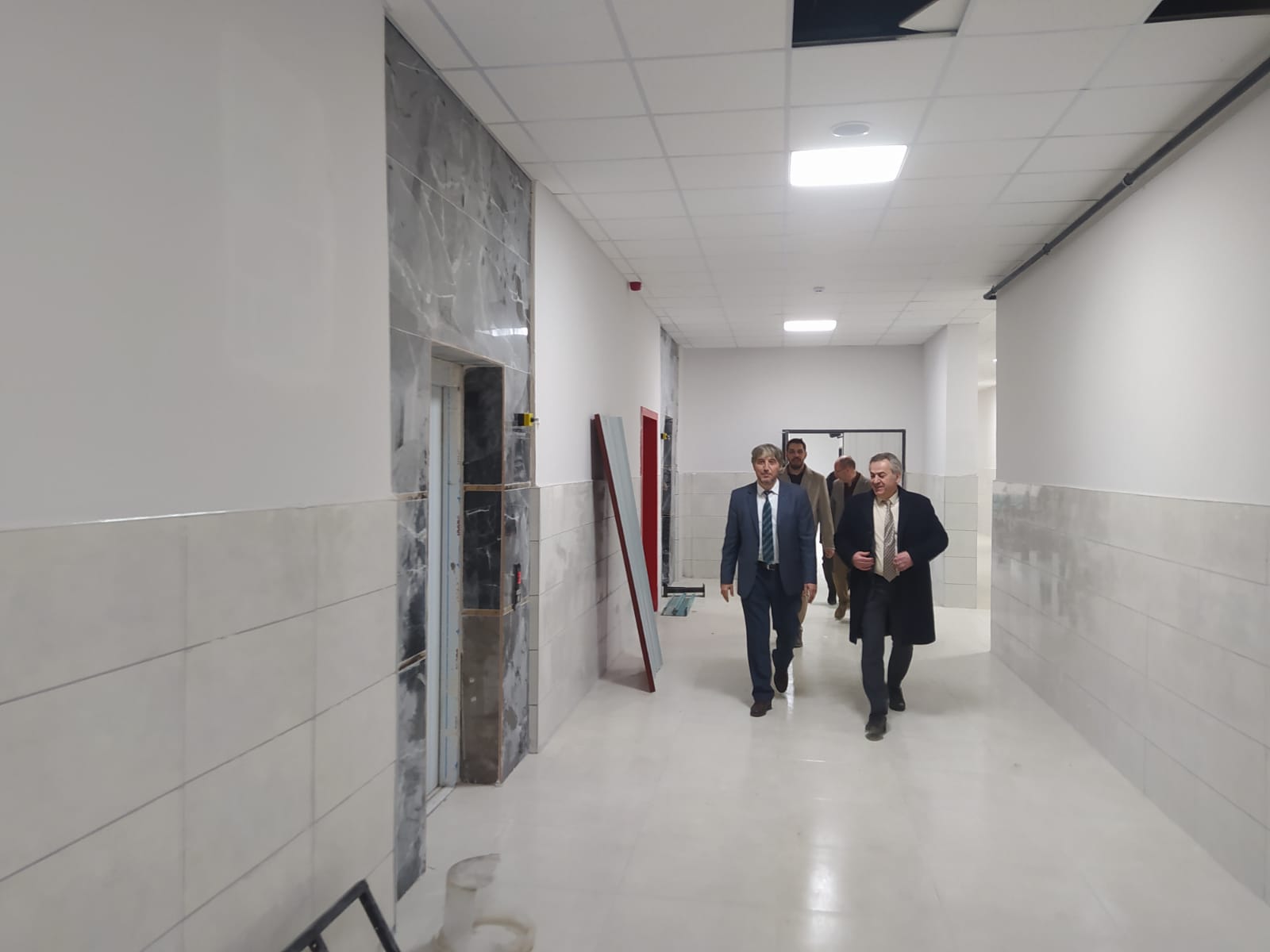 Murat Yiğit okul inşaatlarını inceledi