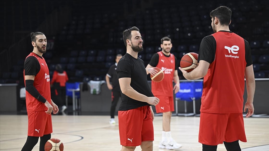A Milli Erkek Basketbol Takımı, yarın İtalya ile karşılaşacak
