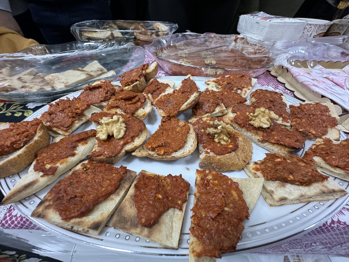 Geleneksel yemekler sergilendi