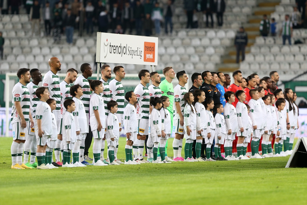 "Tüm oyuncuları tebrik ediyorum"