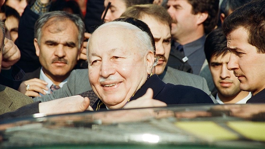 Necmeddin Erbakan vefatının 13. yılında anılıyor