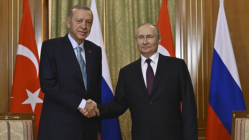 Erdoğan Putin'le telefonda görüştü