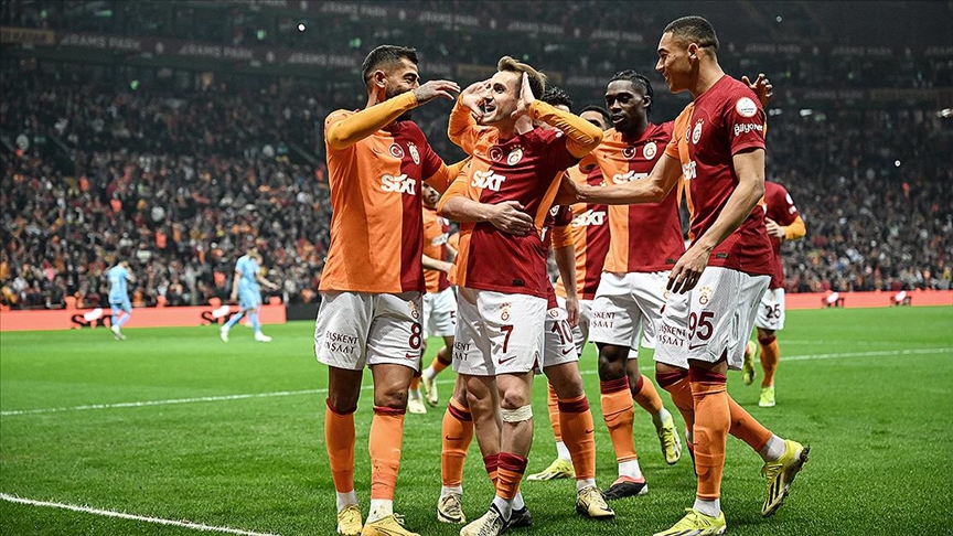 Galatasaray liderlik yolunda devam ediyor