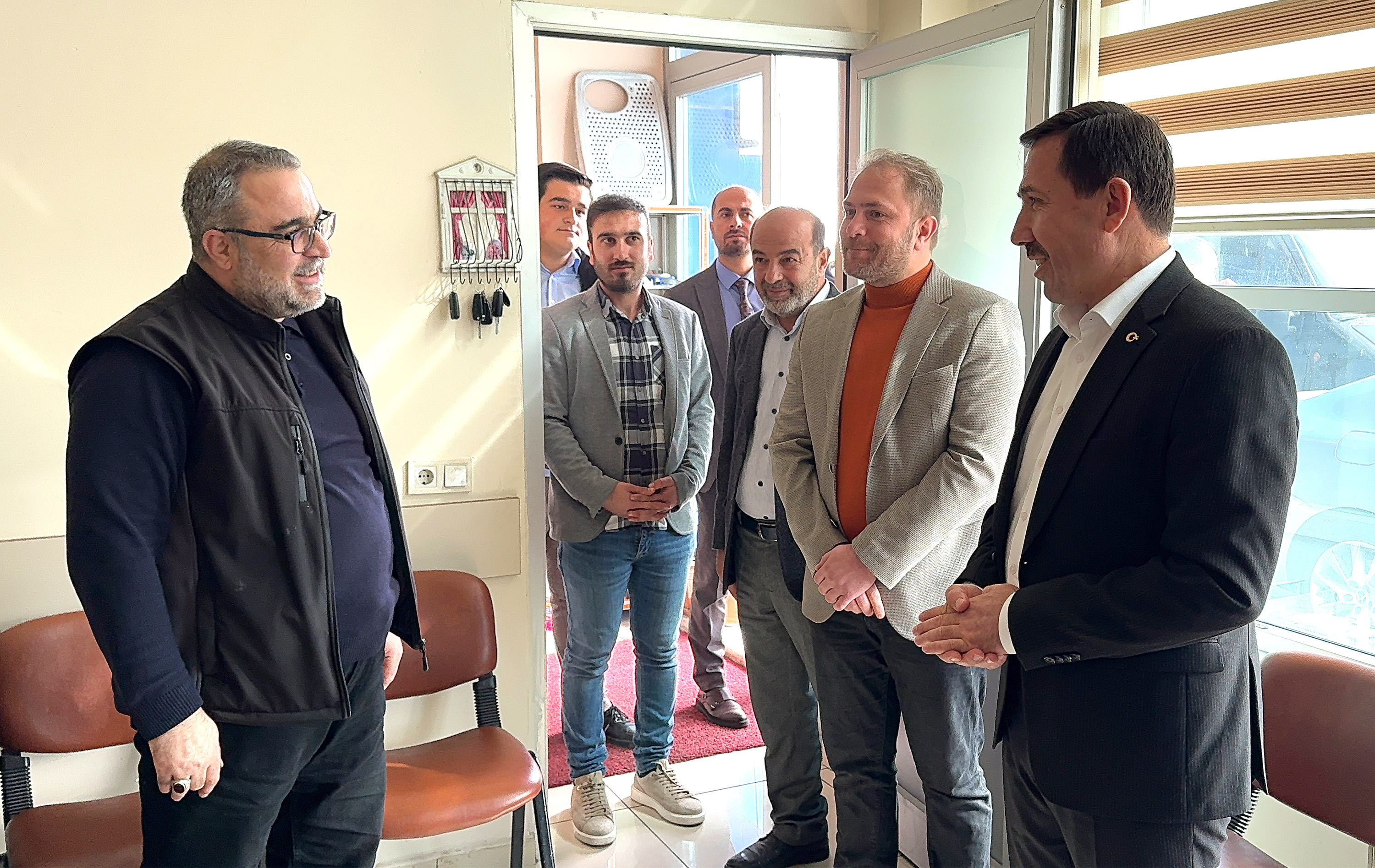 "Hedefimize vatandaşlarla birlikte yürüyoruz"