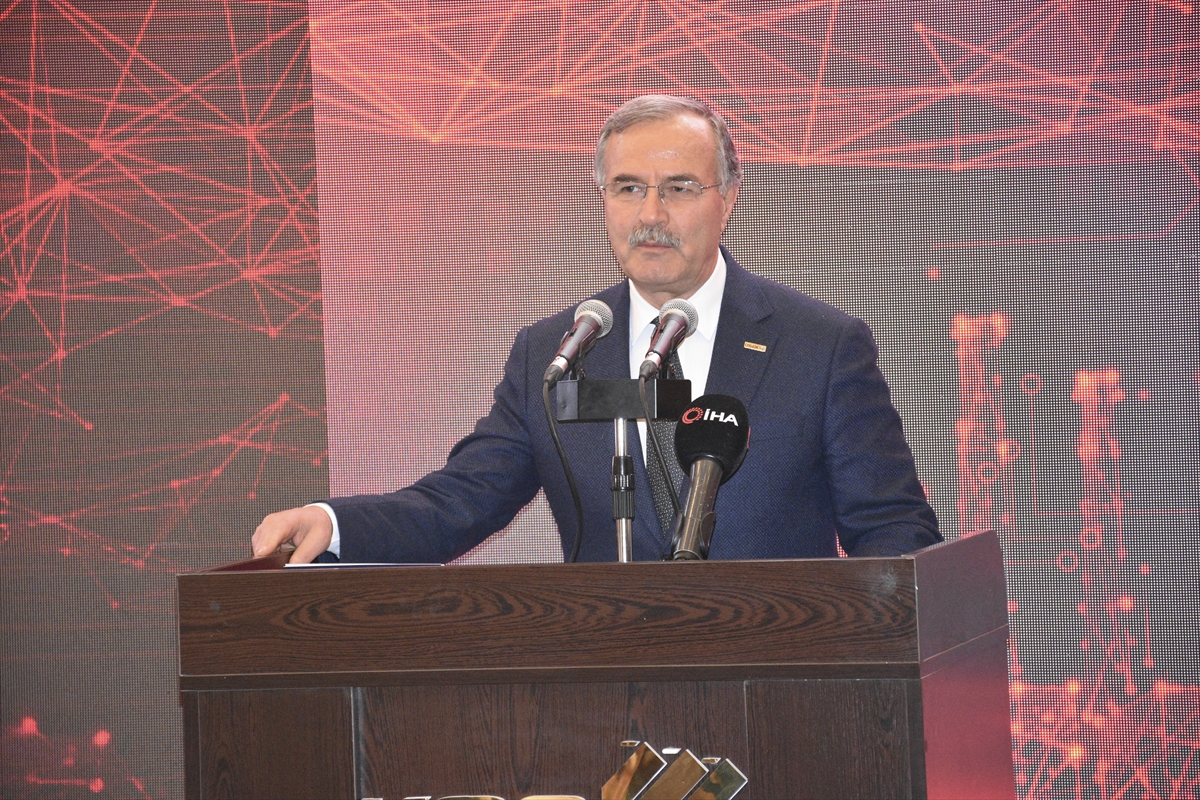 Kütükcü'den sanayicilere dönüşüm çağrısı