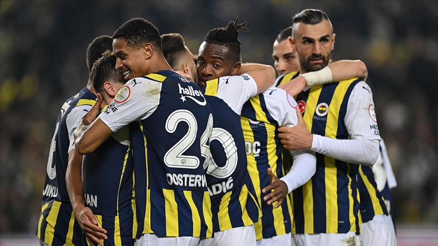 Fenerbahçe Avrupa'da avantaj için mücadele edecek