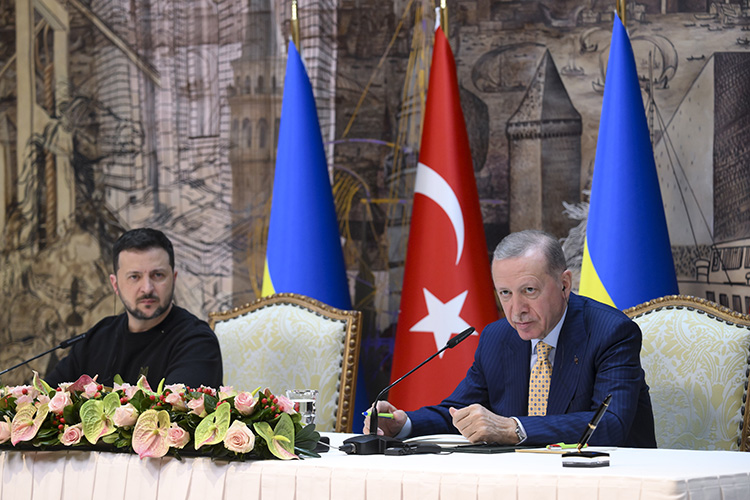 "Barış zirvesine ev sahipliği yapmaya hazırız"