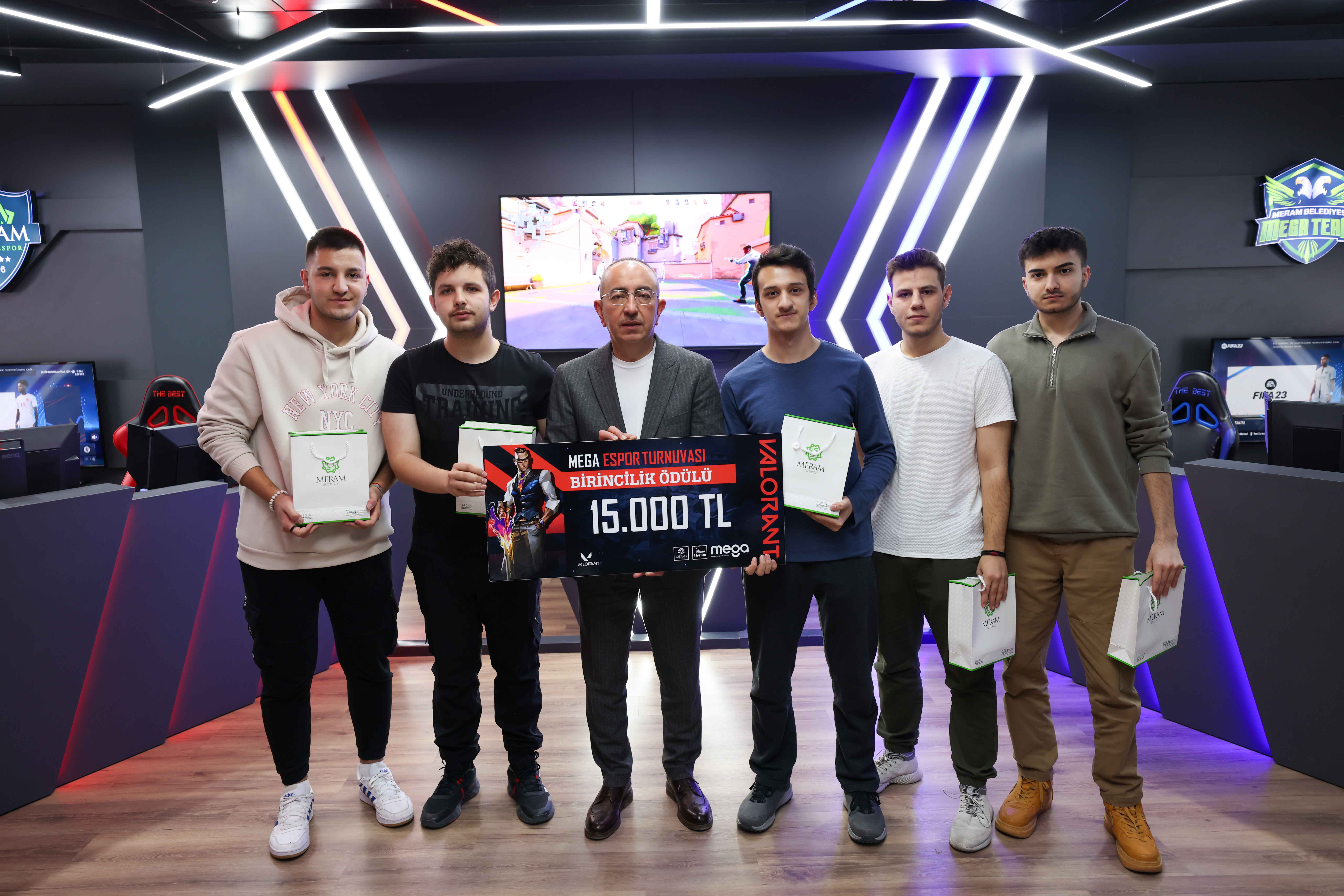 e-Spor Merkezi'nde MEGA turnuva