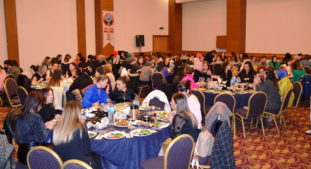 Eğitim-İş kadın öğretmenleri buluşturdu