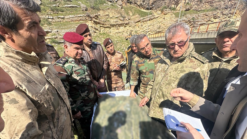 Pençe-Kilit bölgesinde güvenlik toplantısı