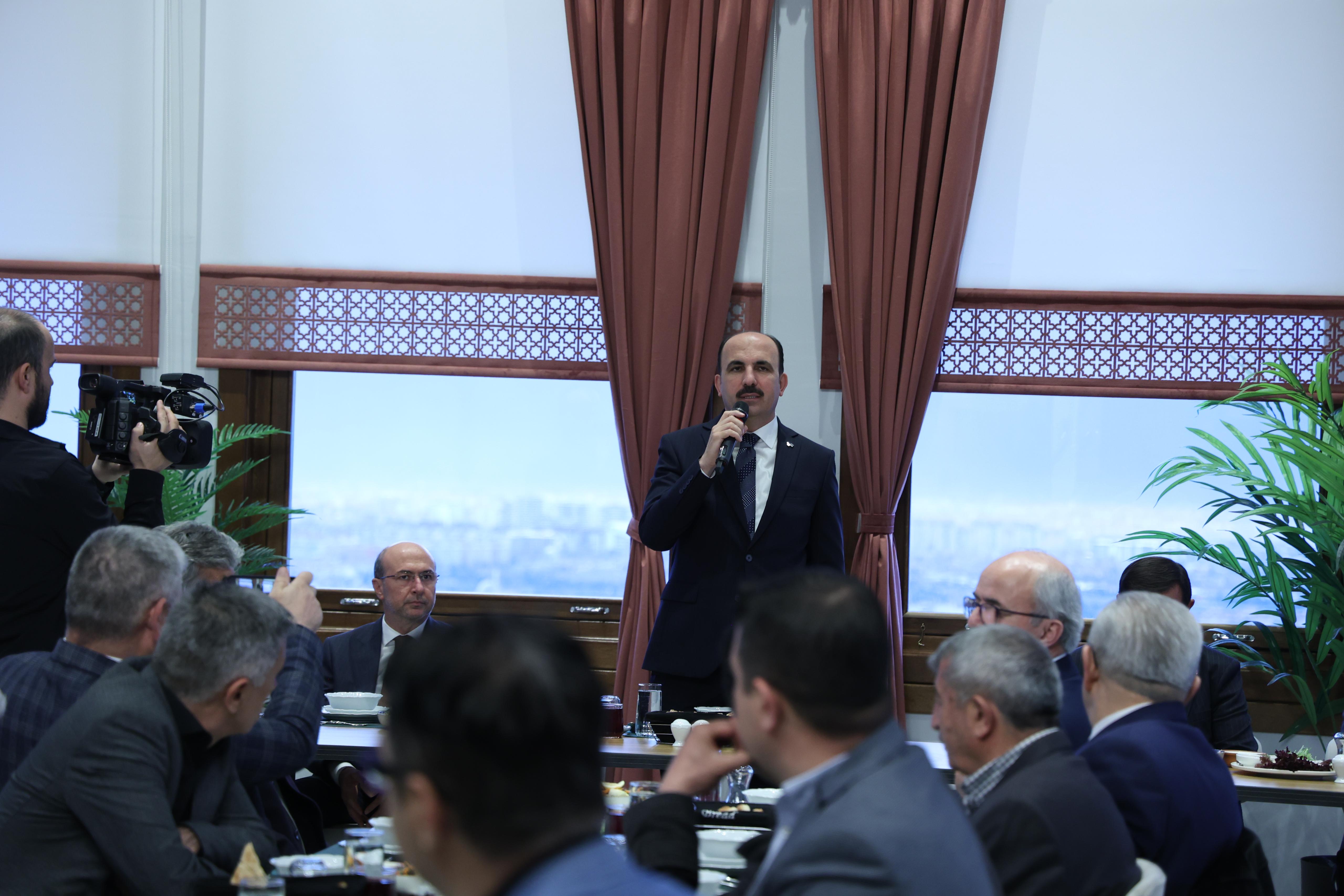 Altay'dan meclis üyelerine teşekkür