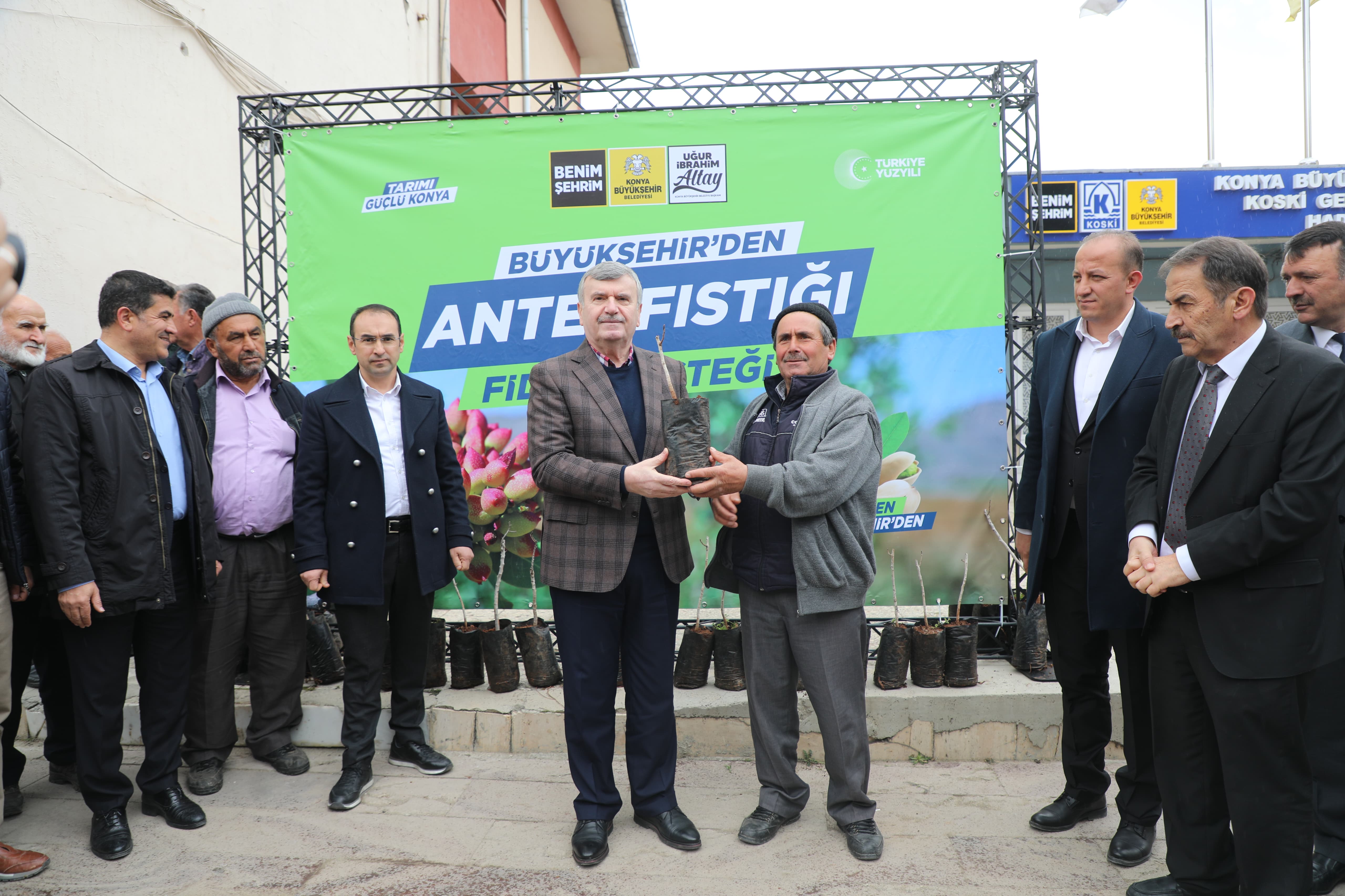 Üreticiye Antep fıstığı desteği