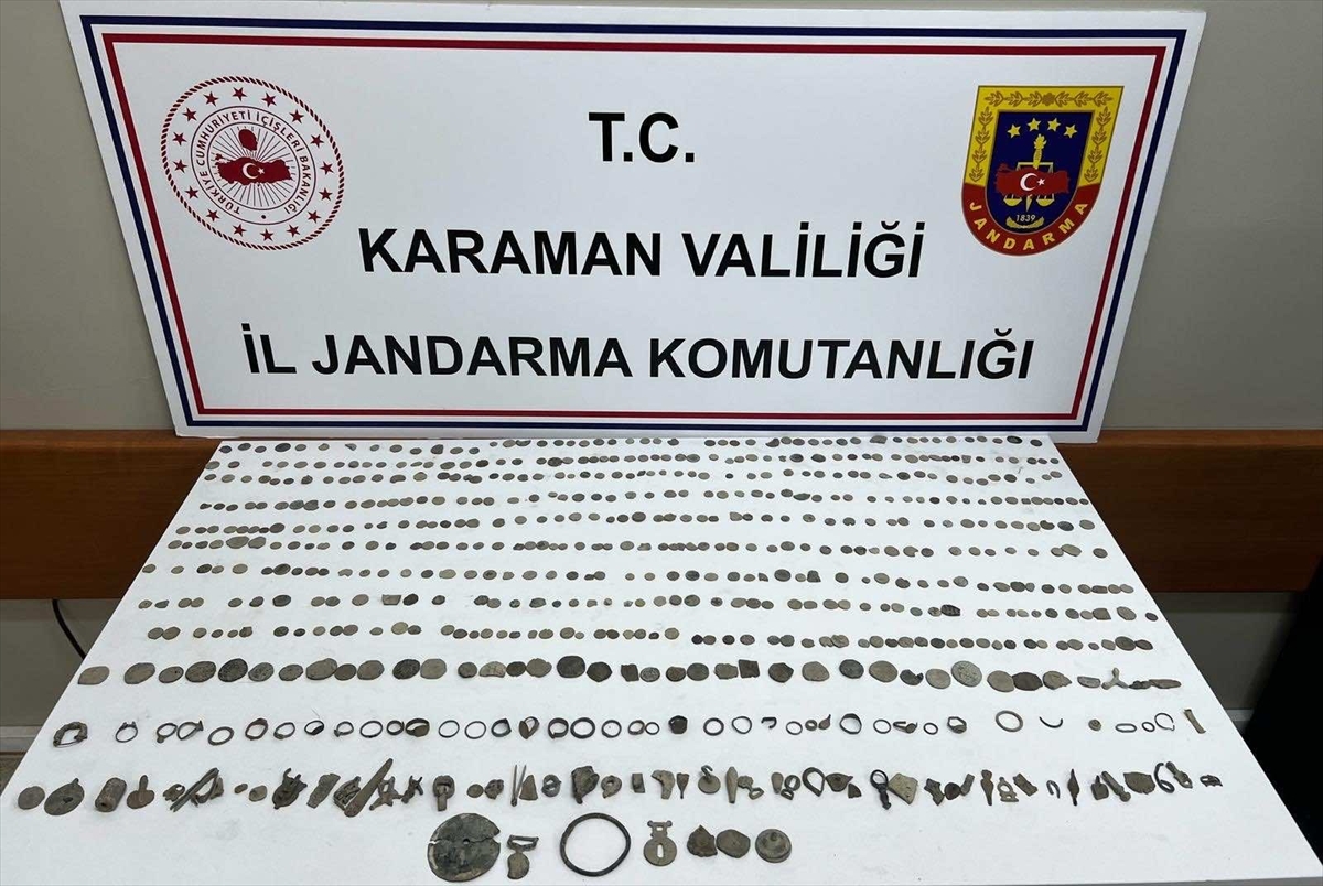 Aranan 11 kişi yakalandı