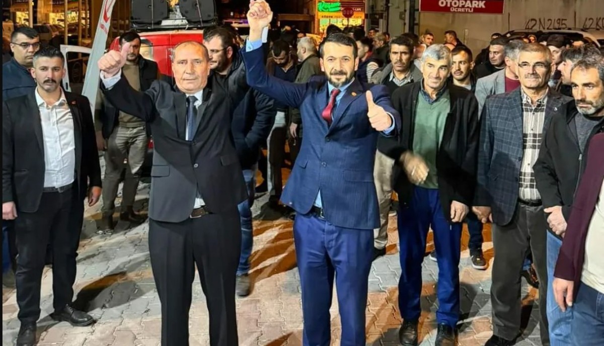 Çumra Yeniden Refah Partisi dedi