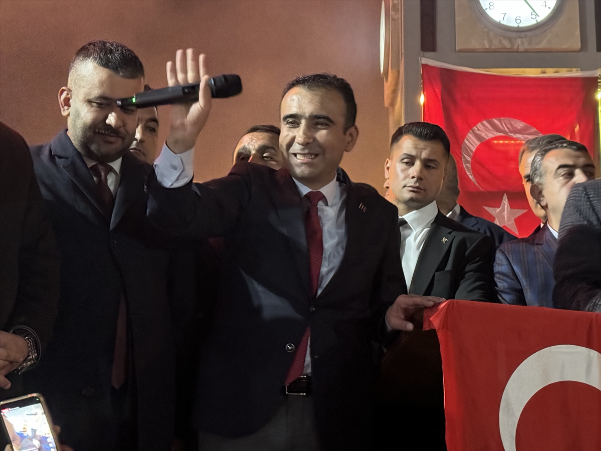 Karaman'da MHP'liler kutlama yaptı