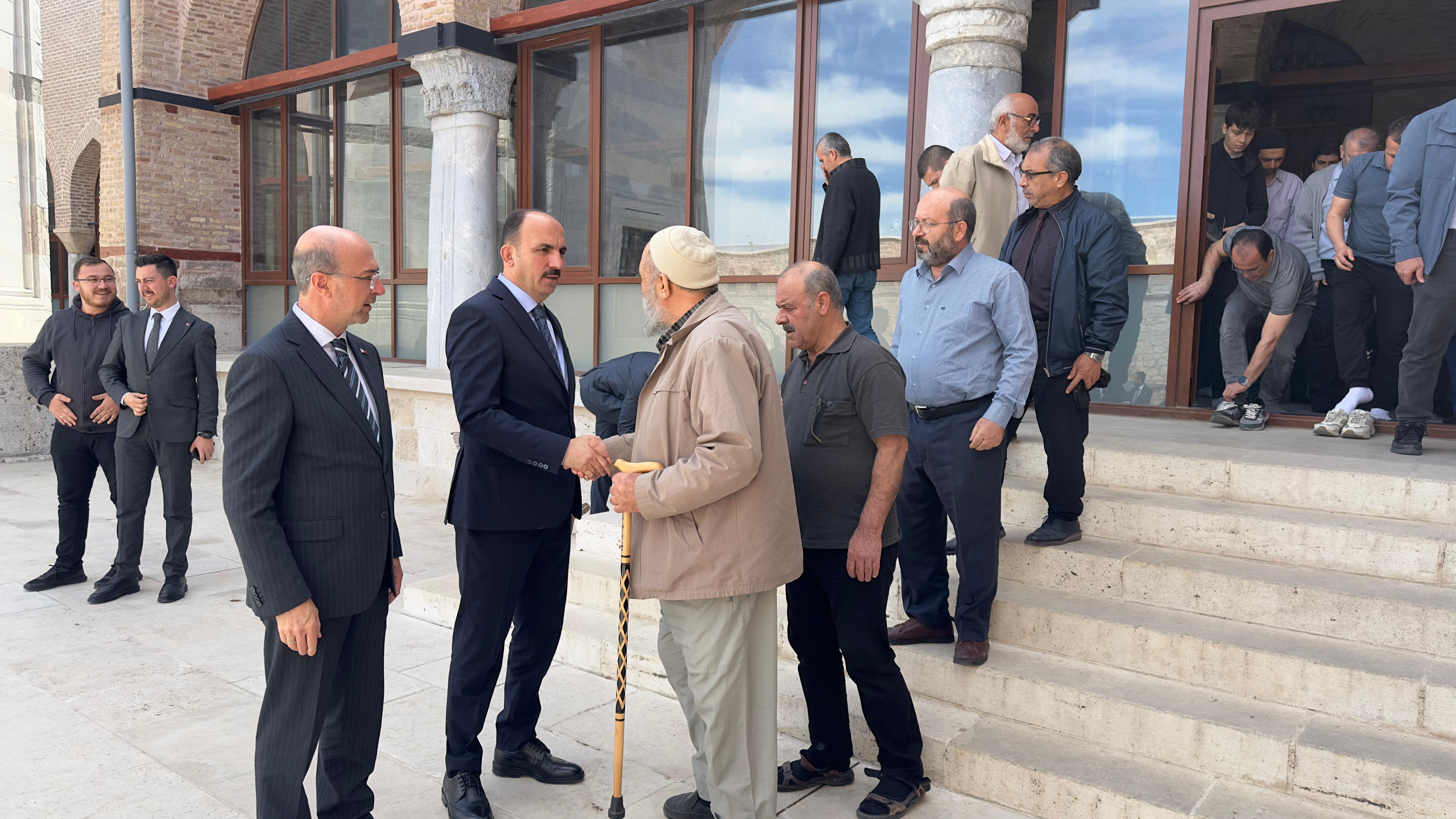Başkanlar vatandaşlarla buluştu