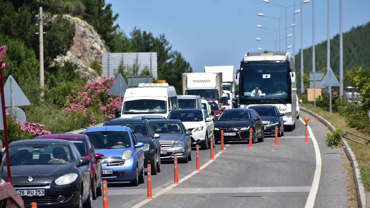 Konya-Ankara kara yolunda bayram yoğunluğu