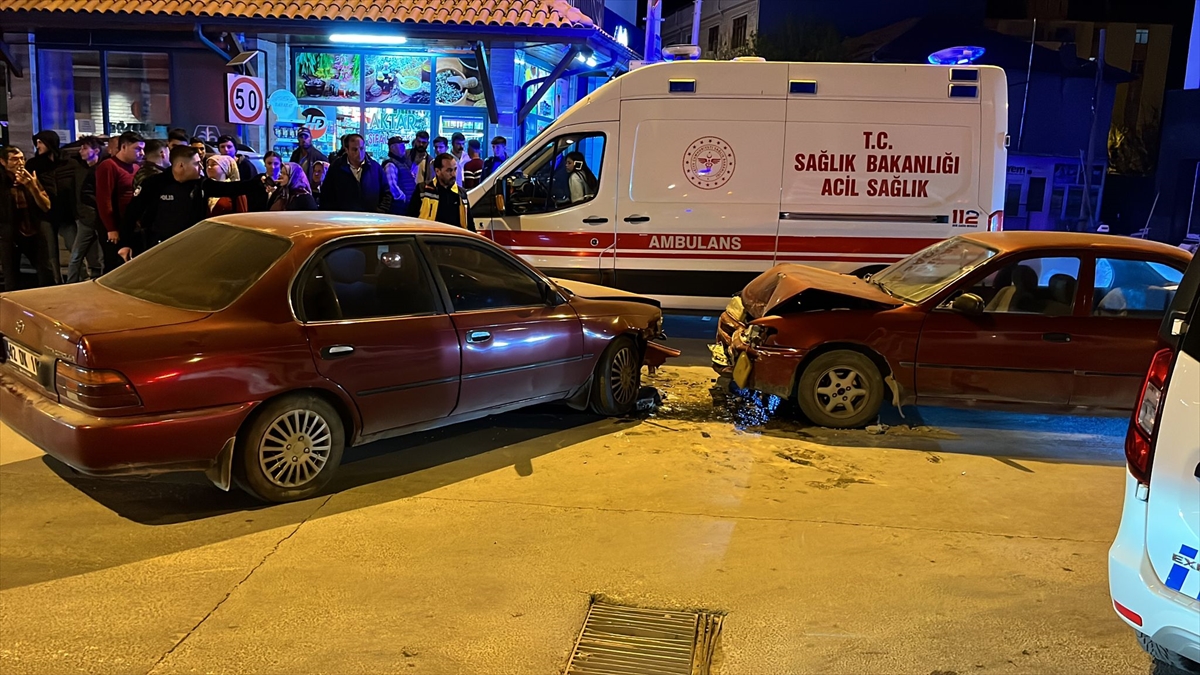Karapınar'da kaza:6 yaralı