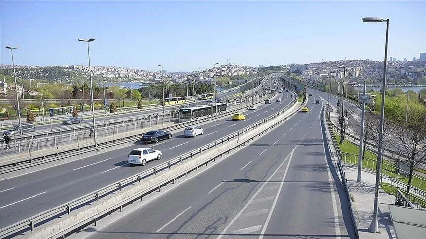 D-100 kara yolunda ağır vasıtalara kısıtlama