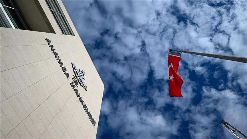 AYM'den tek tip kıyafete iptal